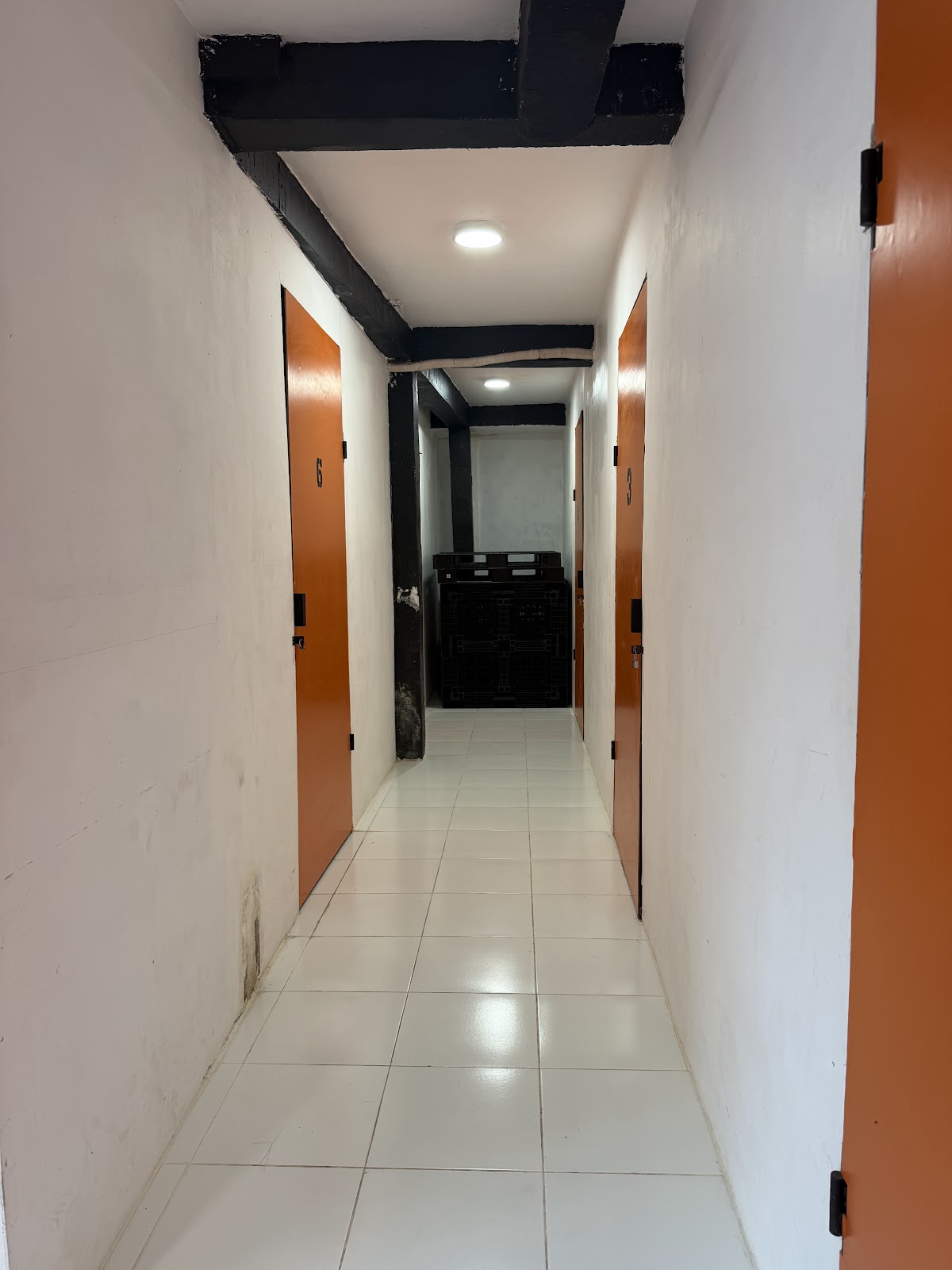 Island Storage - image 5