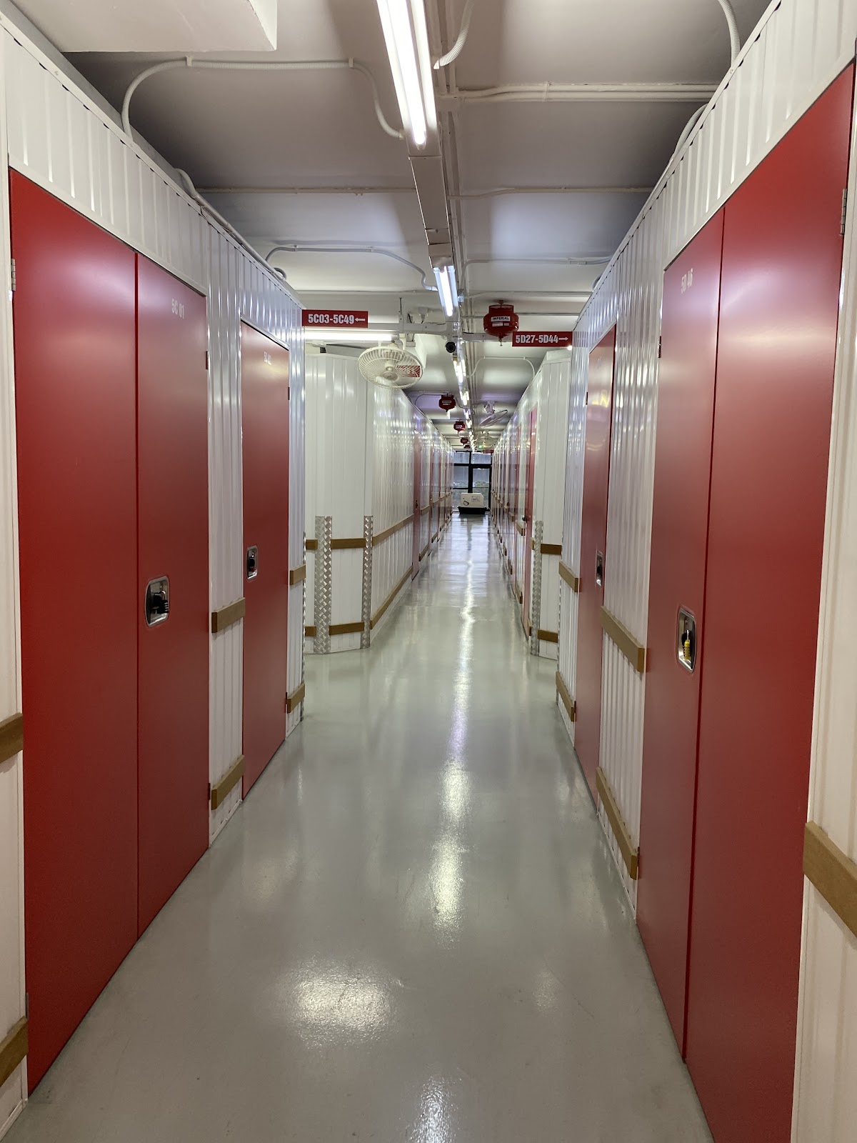 REDD Premium Self Storage - image 3